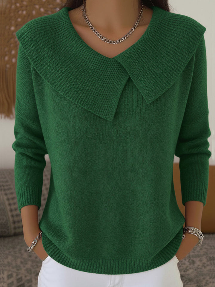 Cassidy - Warm Sweater with Soft Collar