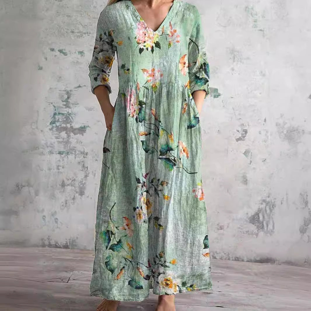 Alyvia | Summer Dress with V-Neck and Floral Pattern