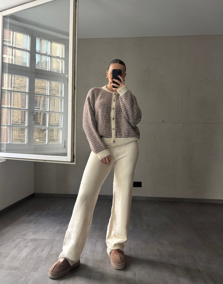 Taylors - White Striped Cardigan with Buttons