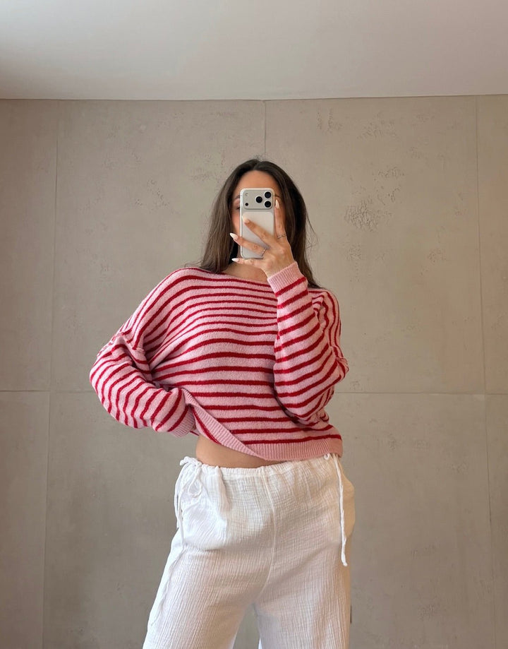 Cowan - Striped sweater with outward seam